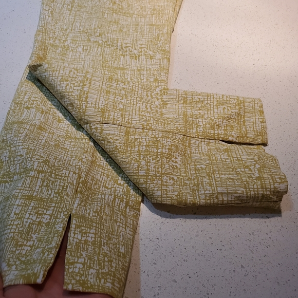 FLATTERfit capri - Picture 4 of 7